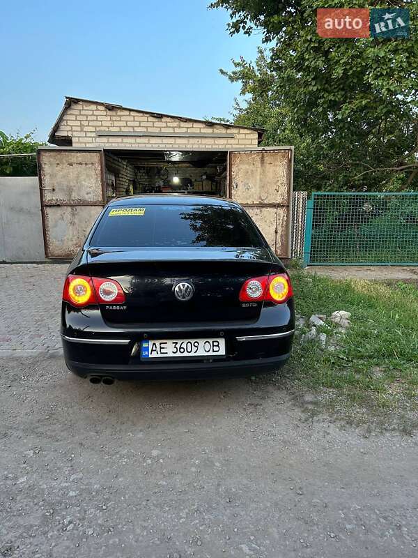 Седан Volkswagen Passat 2007 в Синельниково