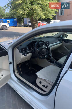 Седан Volkswagen Passat 2017 в 