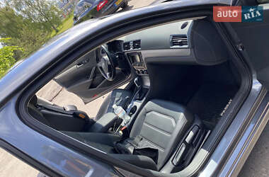 Седан Volkswagen Passat 2015 в 