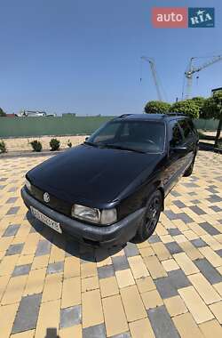 Универсал Volkswagen Passat 1993 в Виннице