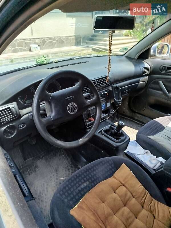 Универсал Volkswagen Passat 2001 в Косове