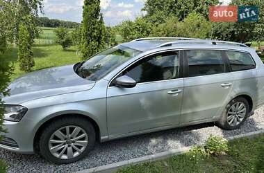 Універсал Volkswagen Passat 2012 в 