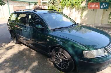 Универсал Volkswagen Passat 2000 в 