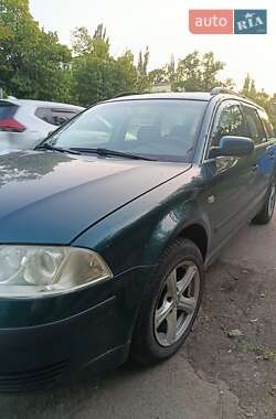 Універсал Volkswagen Passat 2001 в Одесі