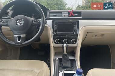 Седан Volkswagen Passat 2012 в 