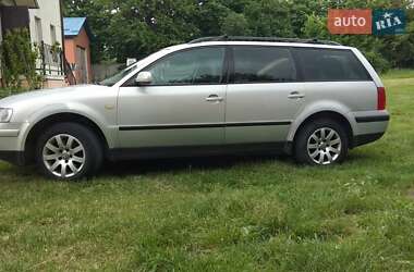 Універсал Volkswagen Passat 1999 в 