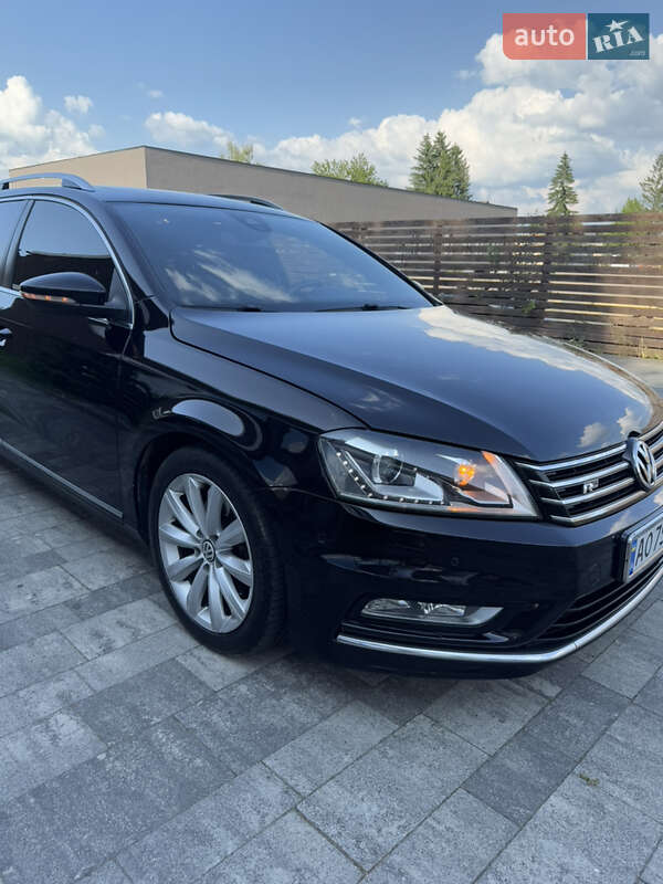 Универсал Volkswagen Passat 2013 в Тячеве