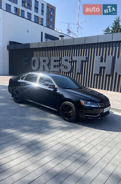 Седан Volkswagen Passat 2012 в Виннице