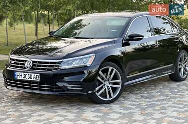Седан Volkswagen Passat 2016 в Беляевке
