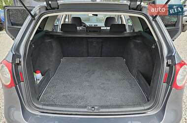 Універсал Volkswagen Passat 2008 в 