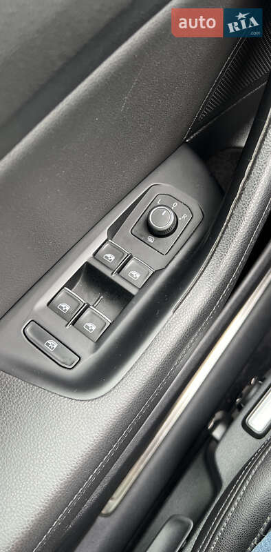 Универсал Volkswagen Passat 2016 в Хусте