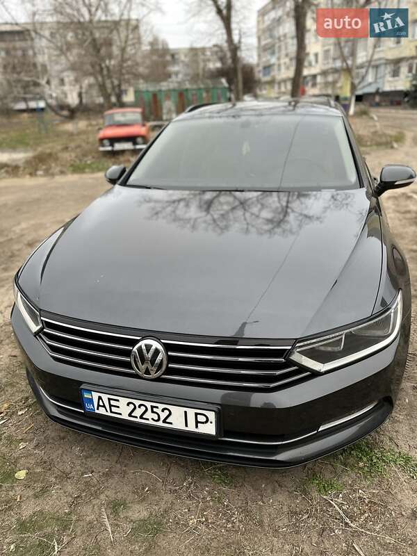 Универсал Volkswagen Passat 2017 в Павлограде