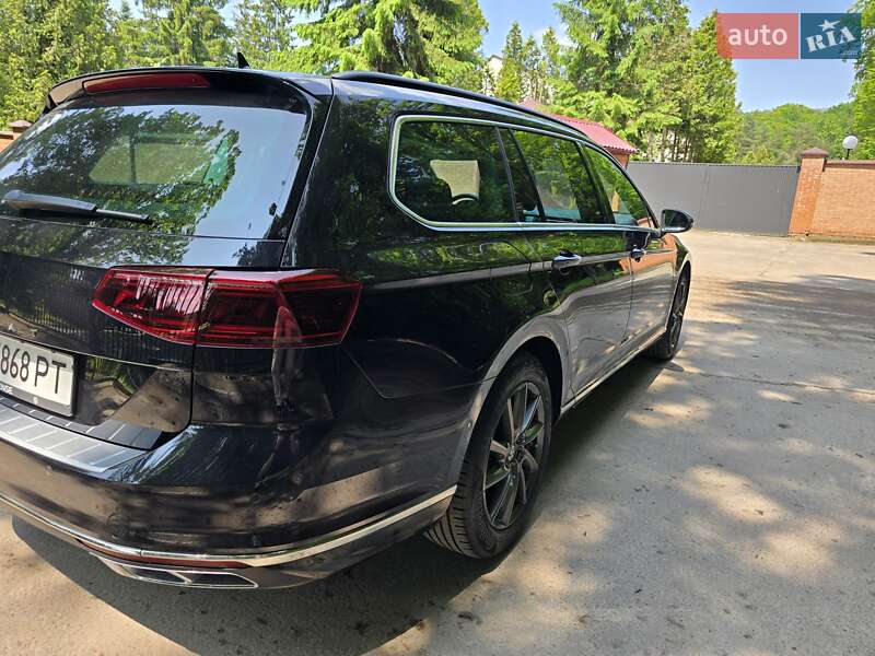 Универсал Volkswagen Passat 2020 в Львове