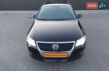 Универсал Volkswagen Passat 2010 в 