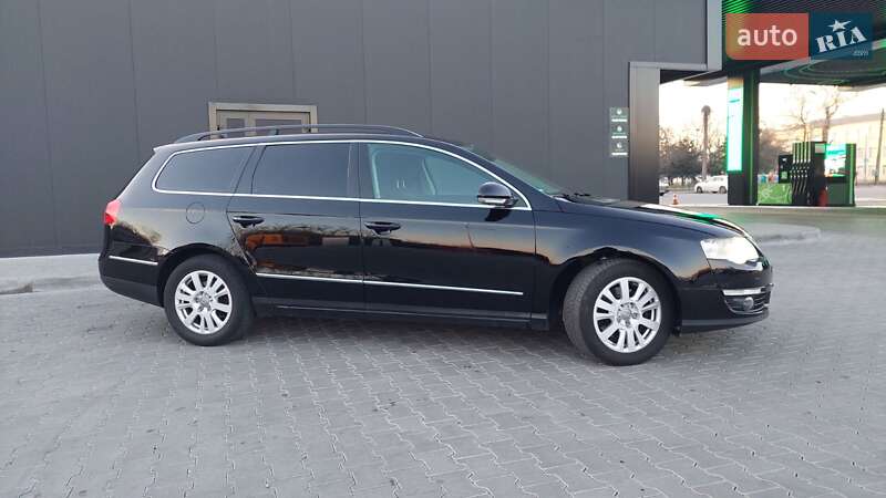 Универсал Volkswagen Passat 2010 в Одессе
