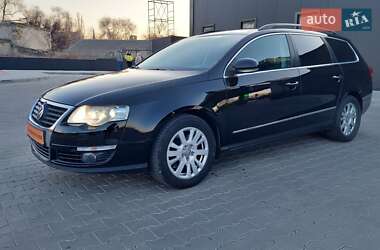 Универсал Volkswagen Passat 2010 в 