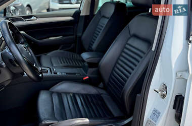 Универсал Volkswagen Passat 2018 в 