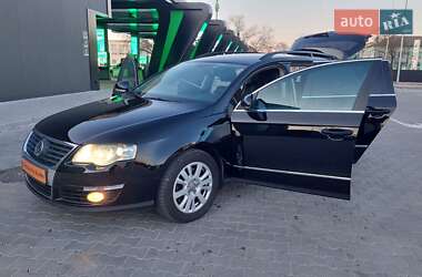 Универсал Volkswagen Passat 2010 в 