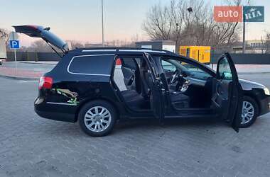 Универсал Volkswagen Passat 2010 в 