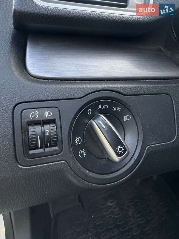 Универсал Volkswagen Passat 2012 в Львове