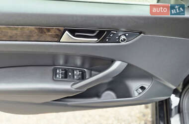 Седан Volkswagen Passat 2014 в  фото 11 Седан Volkswagen Passat 2014 в