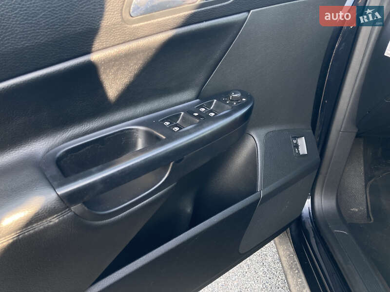 Универсал Volkswagen Passat 2006 в Киеве