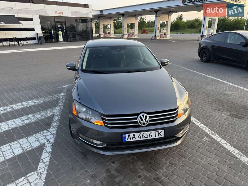 Седан Volkswagen Passat 2014 в 