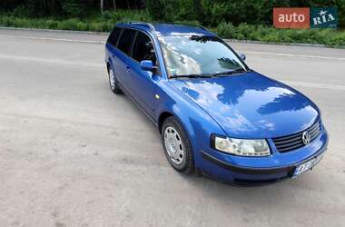 Універсал Volkswagen Passat 1999 в Бурштині