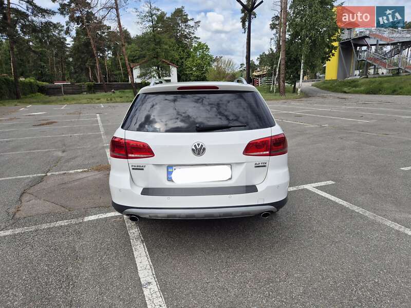 Універсал Volkswagen Passat 2014 в Києві