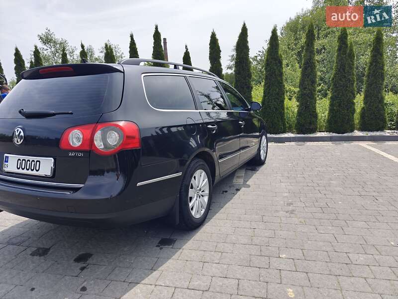 Универсал Volkswagen Passat 2010 в Ивано-Франковске