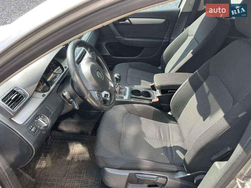Универсал Volkswagen Passat 2014 в Львове