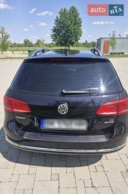 Універсал Volkswagen Passat 2012 в 