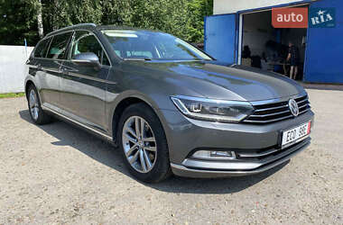 Универсал Volkswagen Passat 2015 в 
