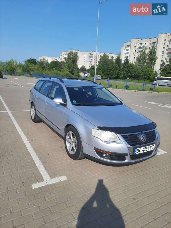 Универсал Volkswagen Passat 2007 в Дрогобыче