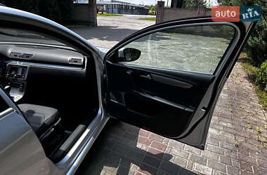 Универсал Volkswagen Passat 2011 в 