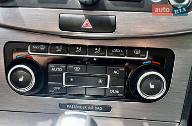 Универсал Volkswagen Passat 2011 в 