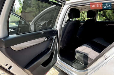 Универсал Volkswagen Passat 2011 в 