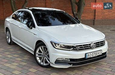 Седан Volkswagen Passat 2016 в Мукачево