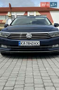 Универсал Volkswagen Passat 2015 в Львове
