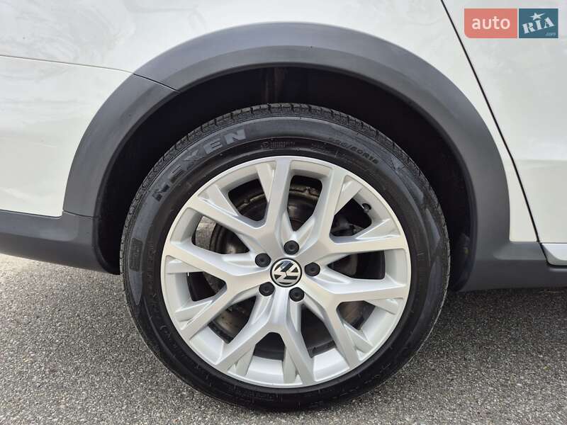 Універсал Volkswagen Passat 2014 в Києві