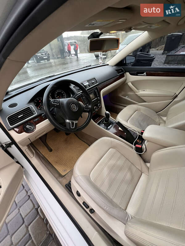 Седан Volkswagen Passat 2012 в Белой Церкви
