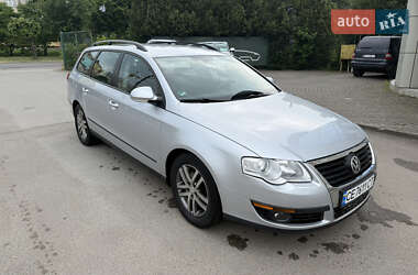 Универсал Volkswagen Passat 2010 в Черновцах