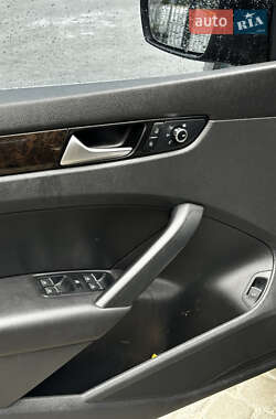 Седан Volkswagen Passat 2014 в 