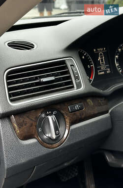 Седан Volkswagen Passat 2014 в 
