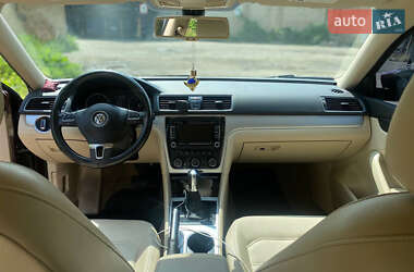 Седан Volkswagen Passat 2013 в 