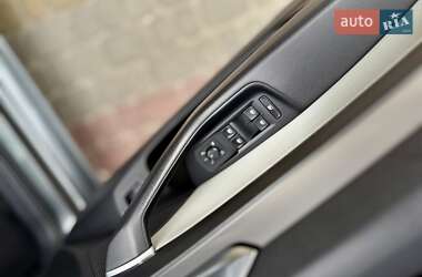 Седан Volkswagen Passat 2015 в 