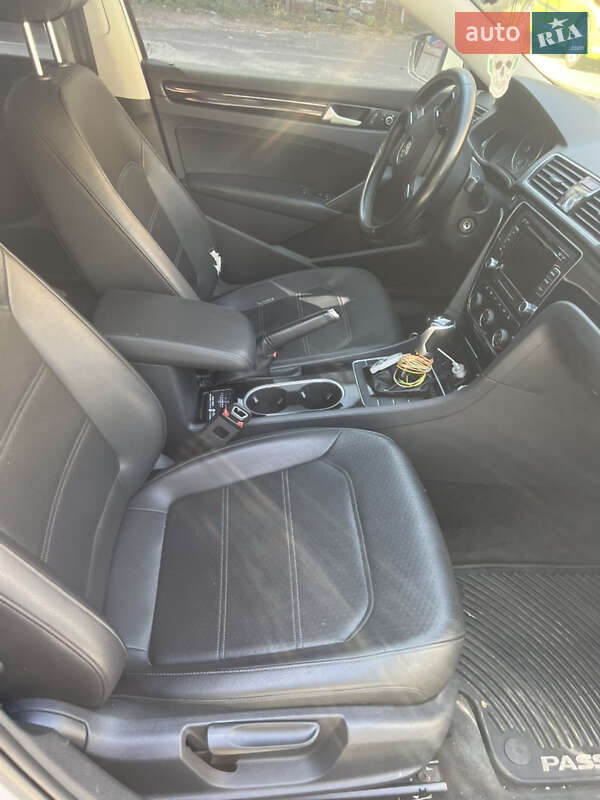 Седан Volkswagen Passat 2013 в Днепре фото 5 Седан Volkswagen Passat 2013 в Днепре