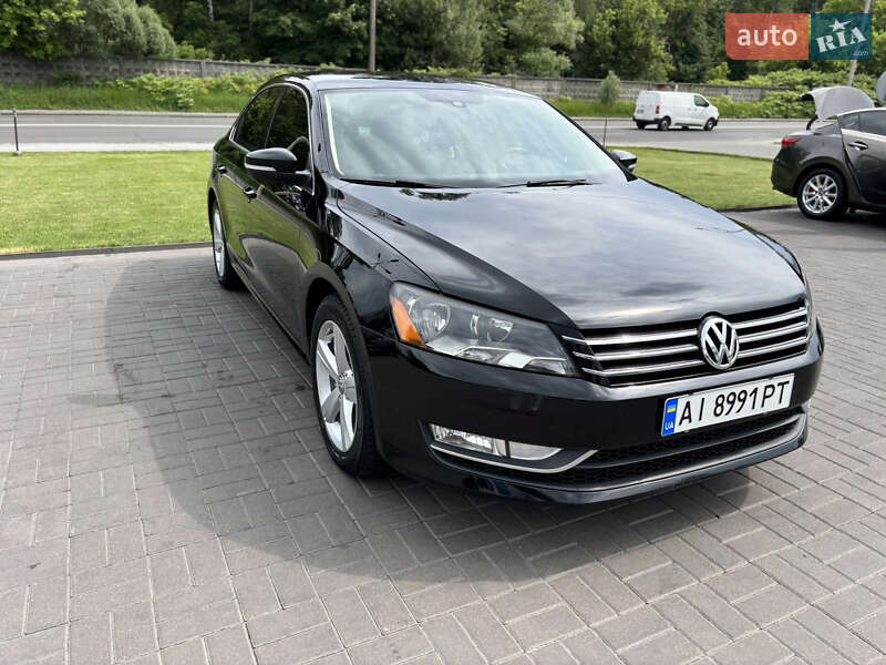 Седан Volkswagen Passat 2015 в Києві