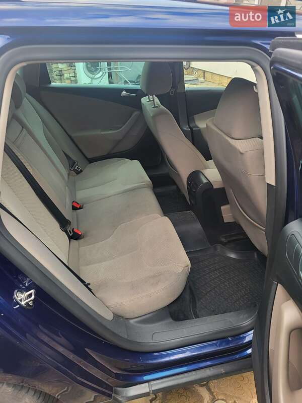 Универсал Volkswagen Passat 2010 в Запорожье