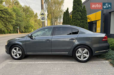 Седан Volkswagen Passat 2011 в 